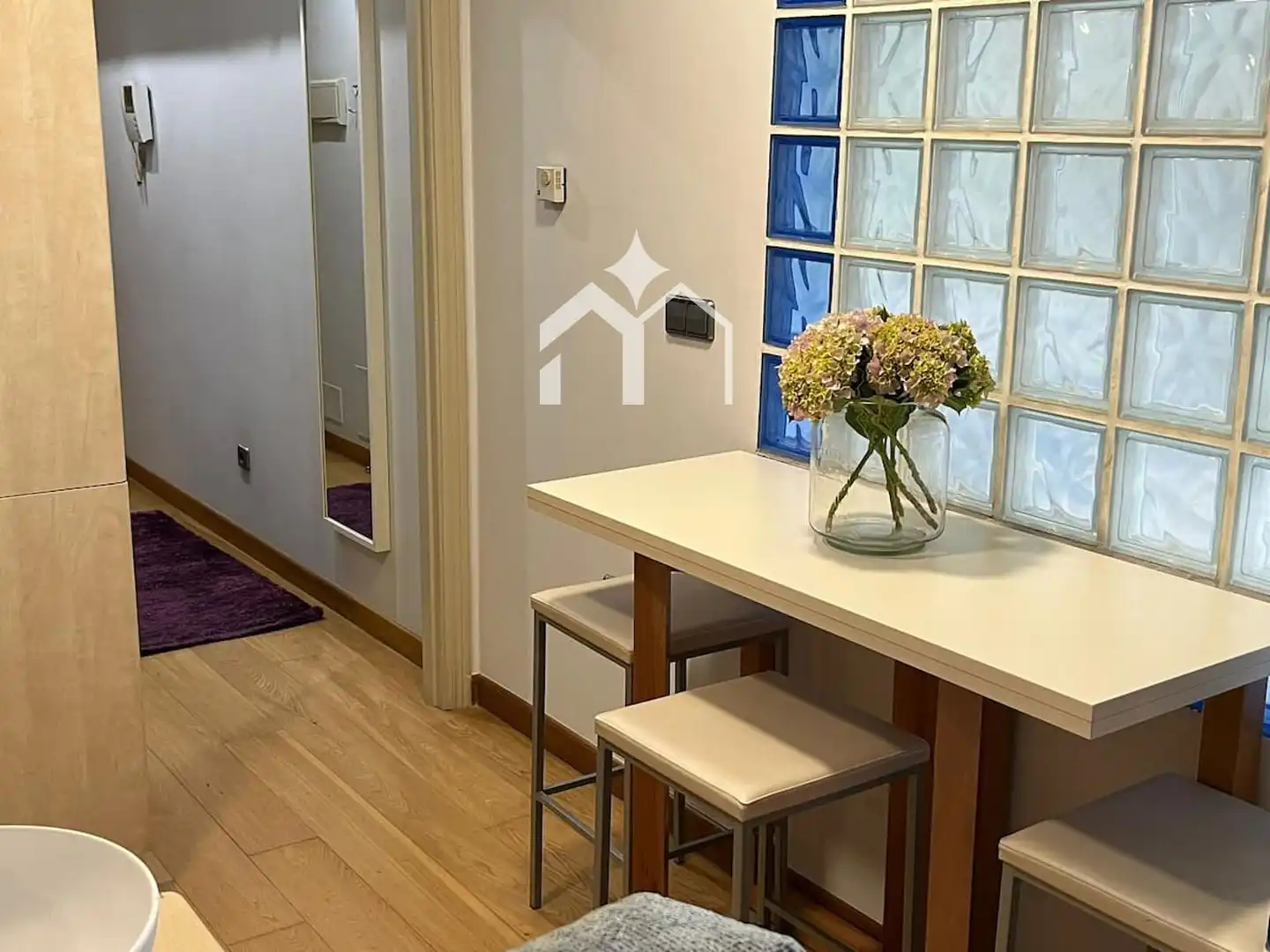Exterior view of Flat for rent in Vigo   with Heating, Furnished and Oven