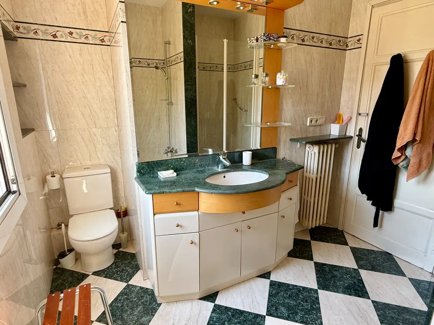 Baño de Casa o chalet en venta en Barcelona con Calefacción, Jardín privado y Terraza