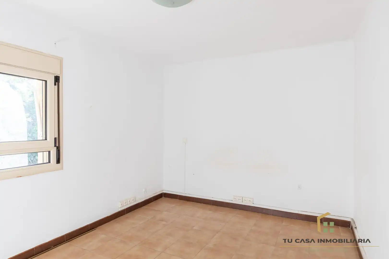 Bedroom of Flat for sale in Badalona  with Air Conditioner