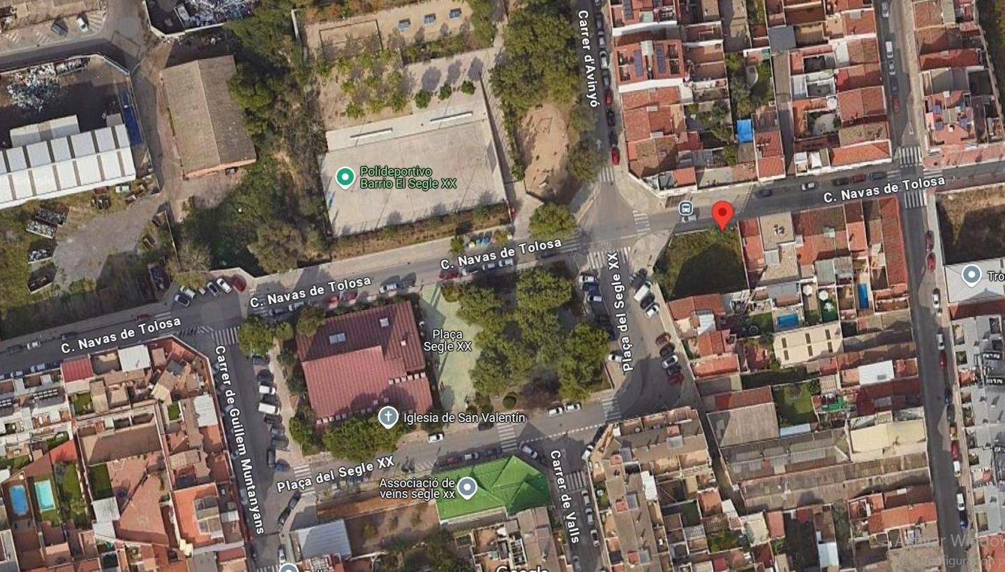 Exterior view of Flat for sale in Terrassa  with Air Conditioner and Terrace
