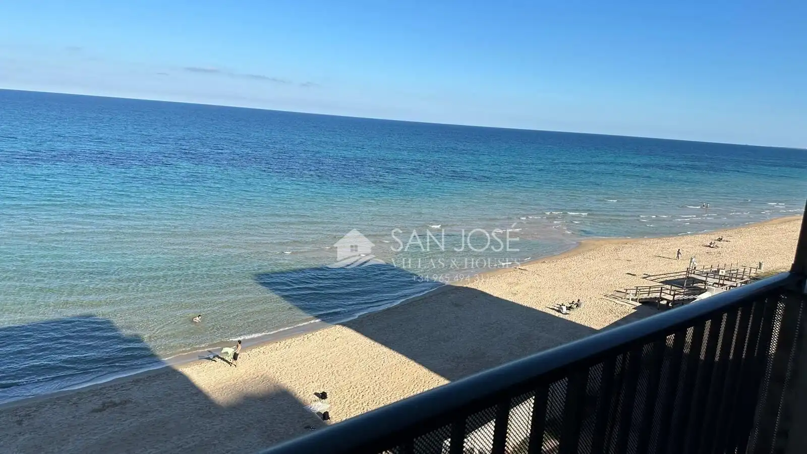 Vista exterior de Piso en venta en Elche / Elx con Calefacción, Terraza y Balcón
