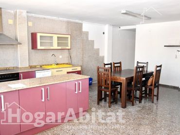 Piso con ascensor en venta en Calle de Torrehermosa