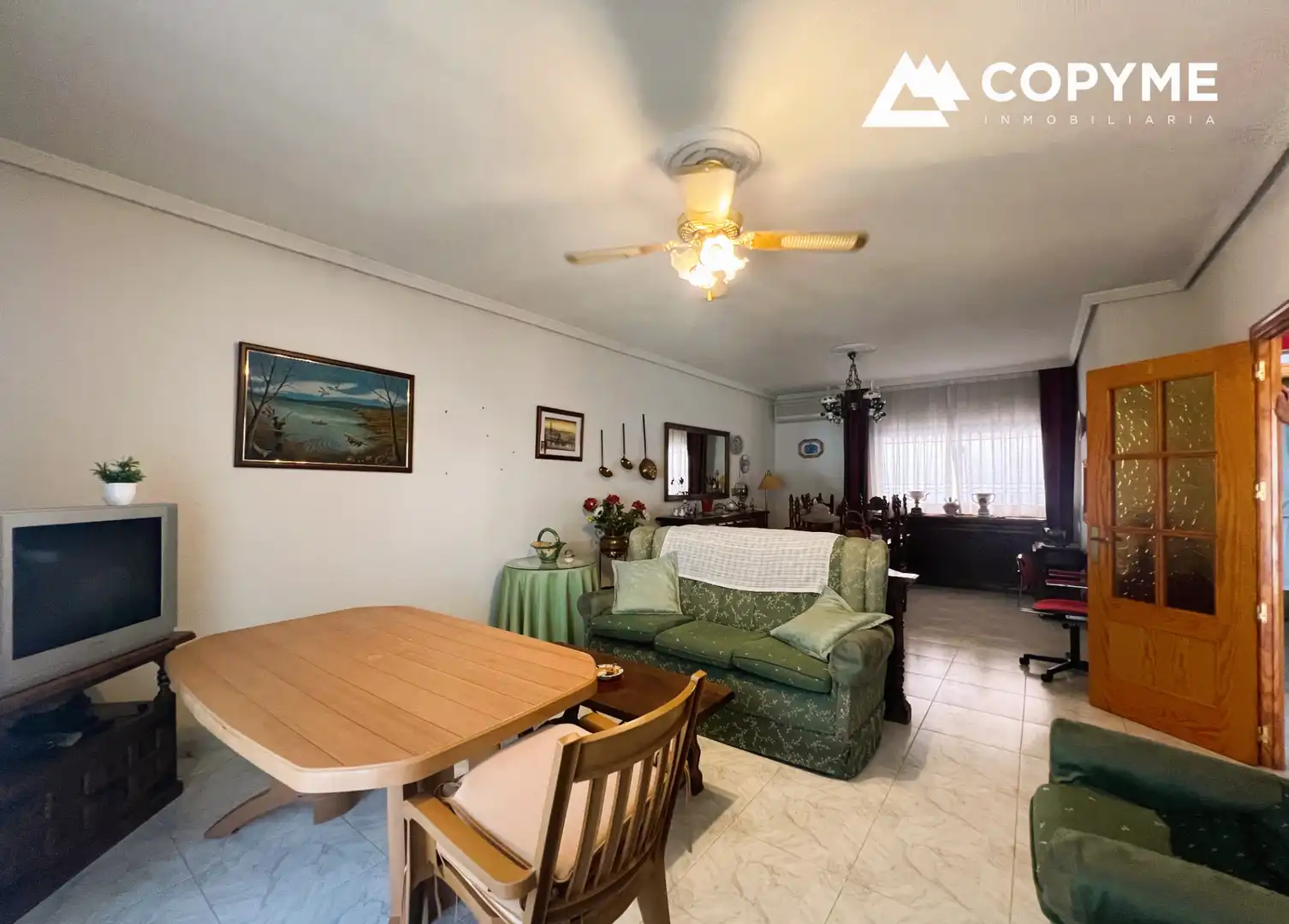 Sala de estar de Casa adosada en venta en Gerindote con Aire acondicionado, Jardín privado y Amueblado