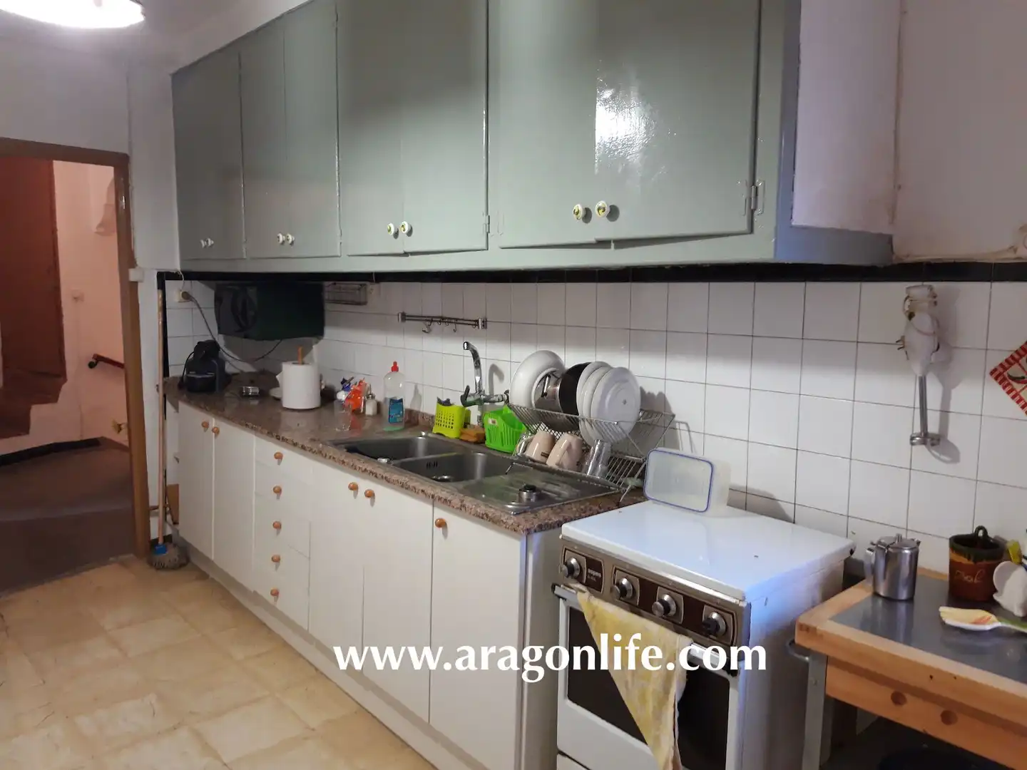Kitchen of Houses for sale in Fabara  with Storage room, Furnished and Oven