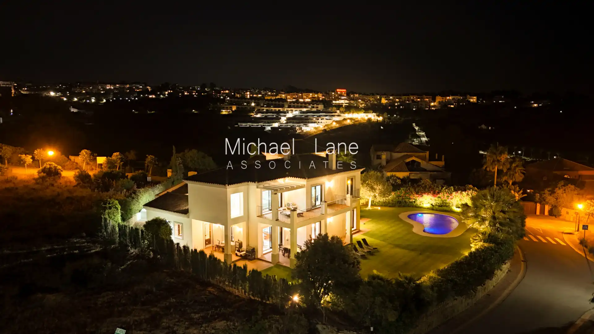Exterior view of Houses for sale in Sotogrande  with Air Conditioner, Heating and Private garden