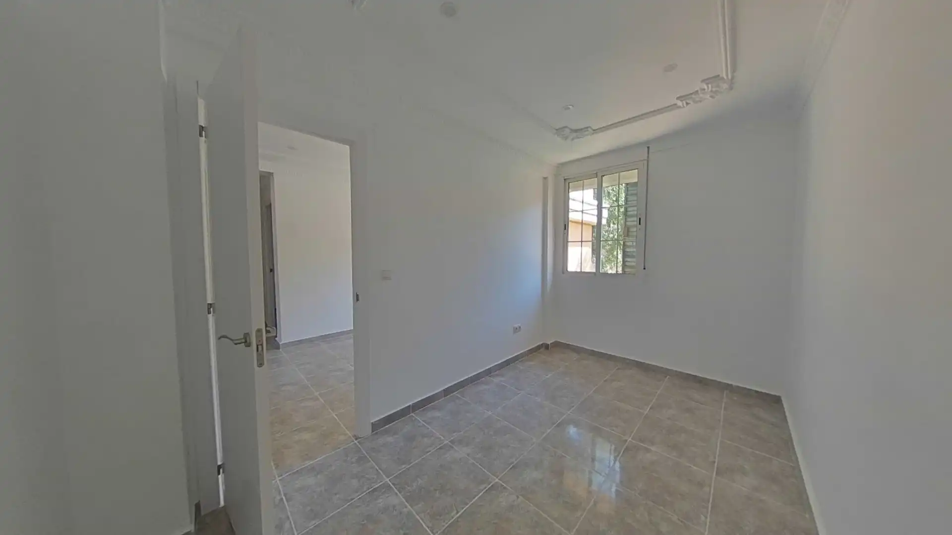 Bedroom of Flat for sale in Valencia