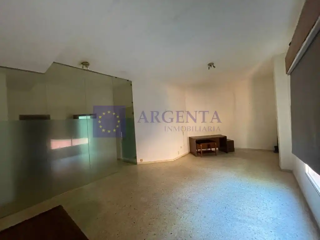 Oficina en alquiler en Ruta de la Plata, imagen 2