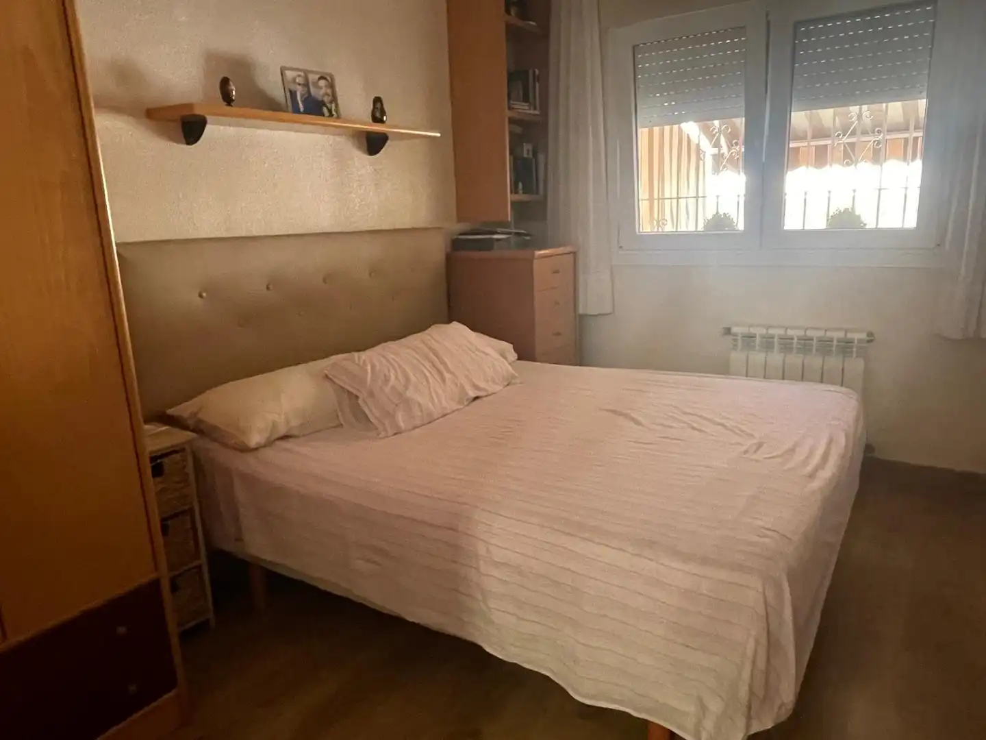 Habitación de Casa adosada en venta en Cartagena con Aire acondicionado, Jardín privado y Jacuzzi