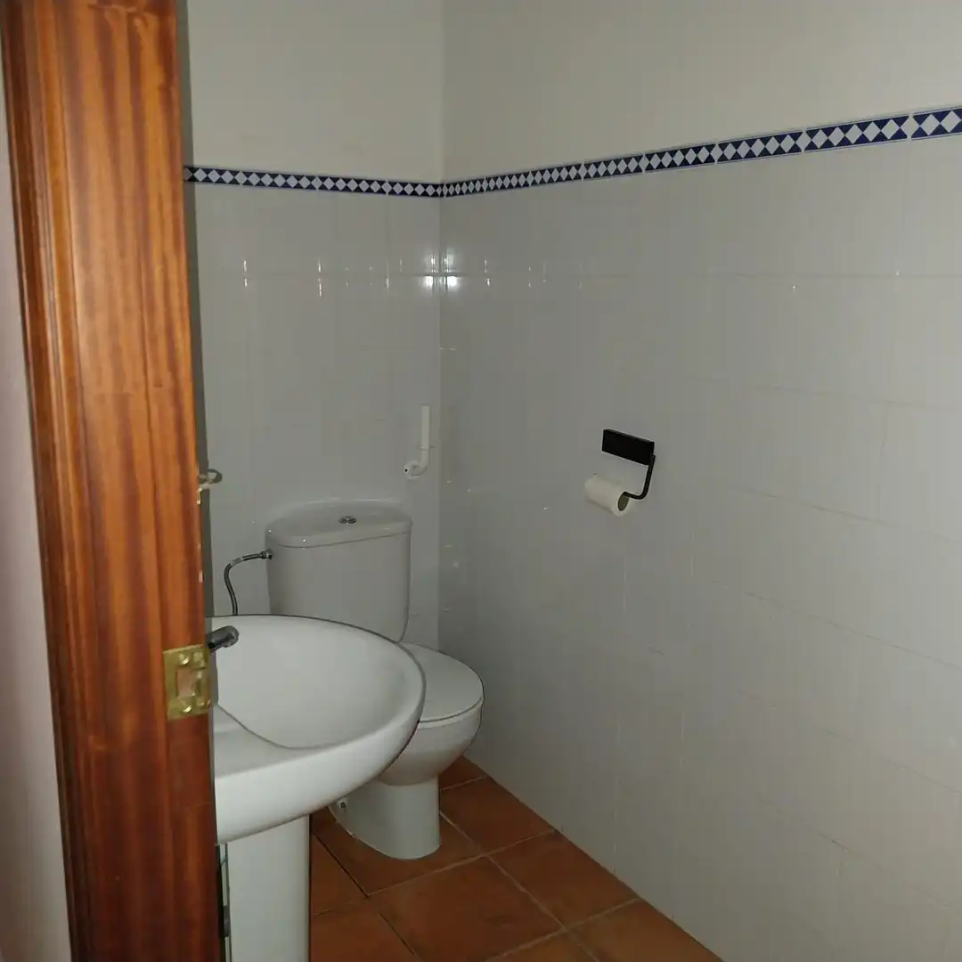 Business premises for sale in Carmona, imagen 5
