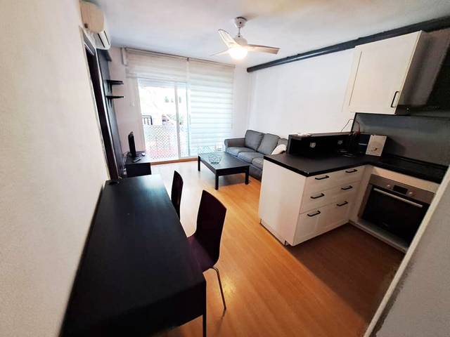 Apartamento en Alquiler en Playa de la Fontanilla