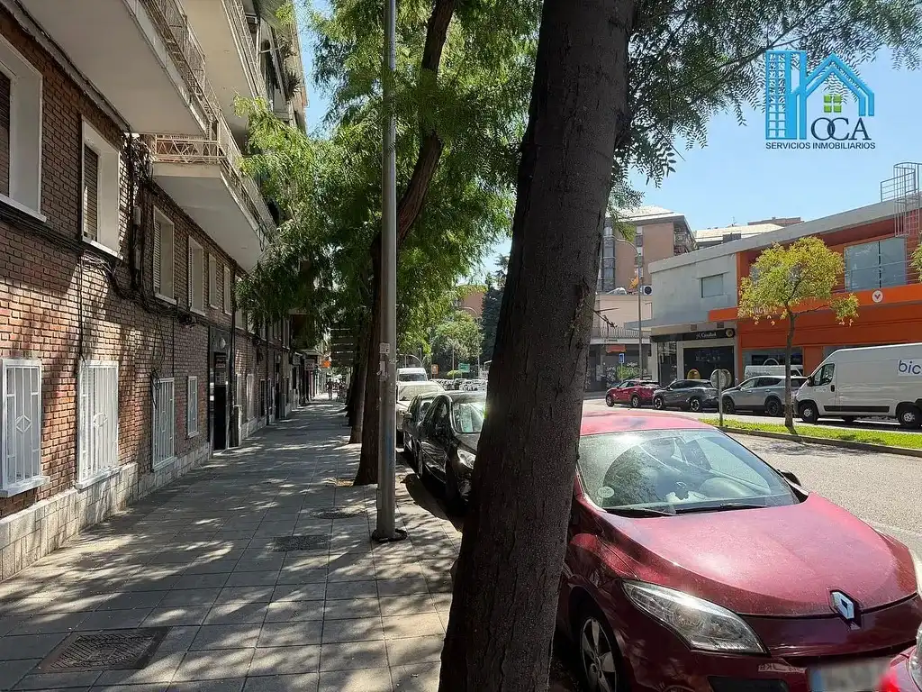 Vista exterior de Piso en venta en Madrid con Aire acondicionado, Terraza y Amueblado