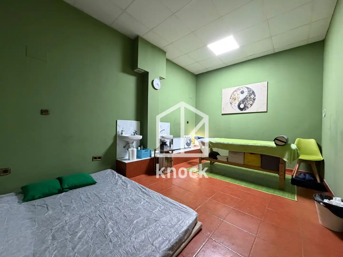 Local comercial en traspaso en Gijón - Calle Roncal, imagen 13