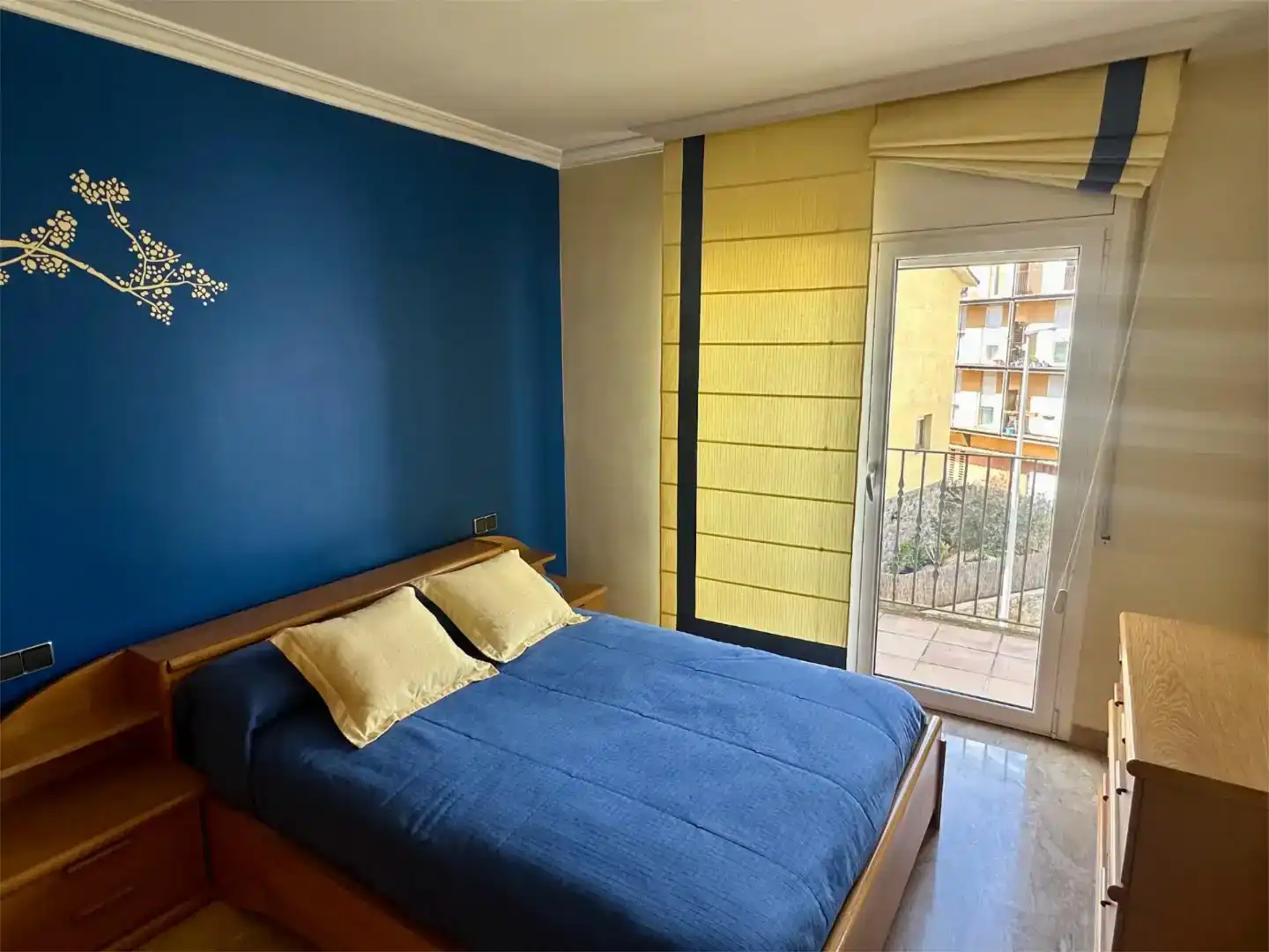 Habitación de Casa adosada en venta en Campdevànol con Balcón