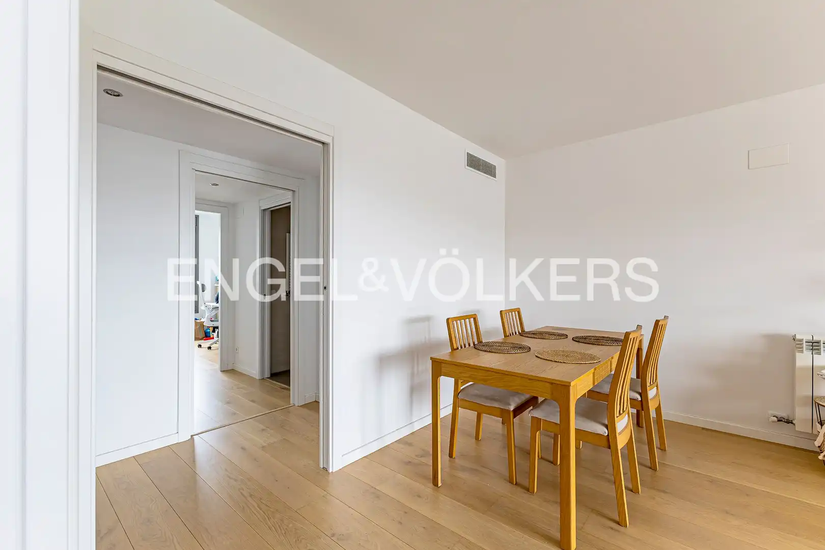 Dining room of Flat for sale in Barcelona  with Air Conditioner, Heating and Terrace