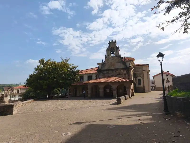 Vista exterior de Casa o chalet en venta en Camargo con Jardín privado, Terraza y Amueblado