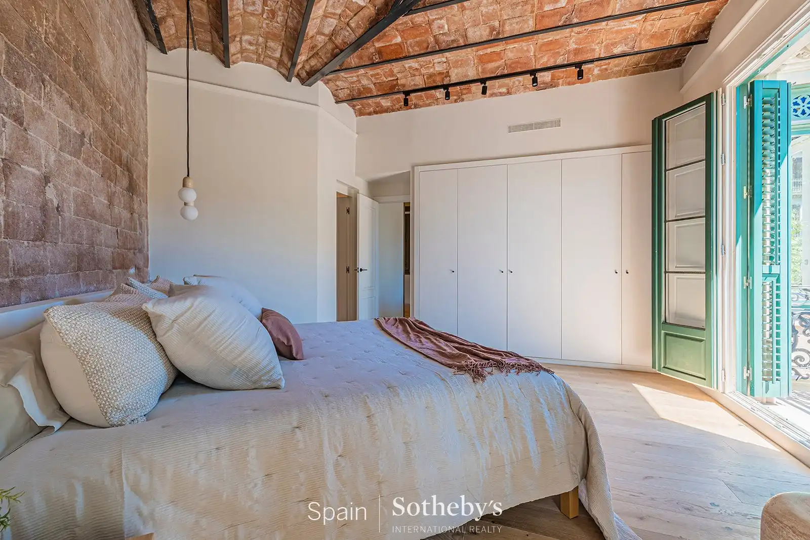 Apartament amb ascensor en venda a Gran Via de les Corts Catalanes, imagen 21