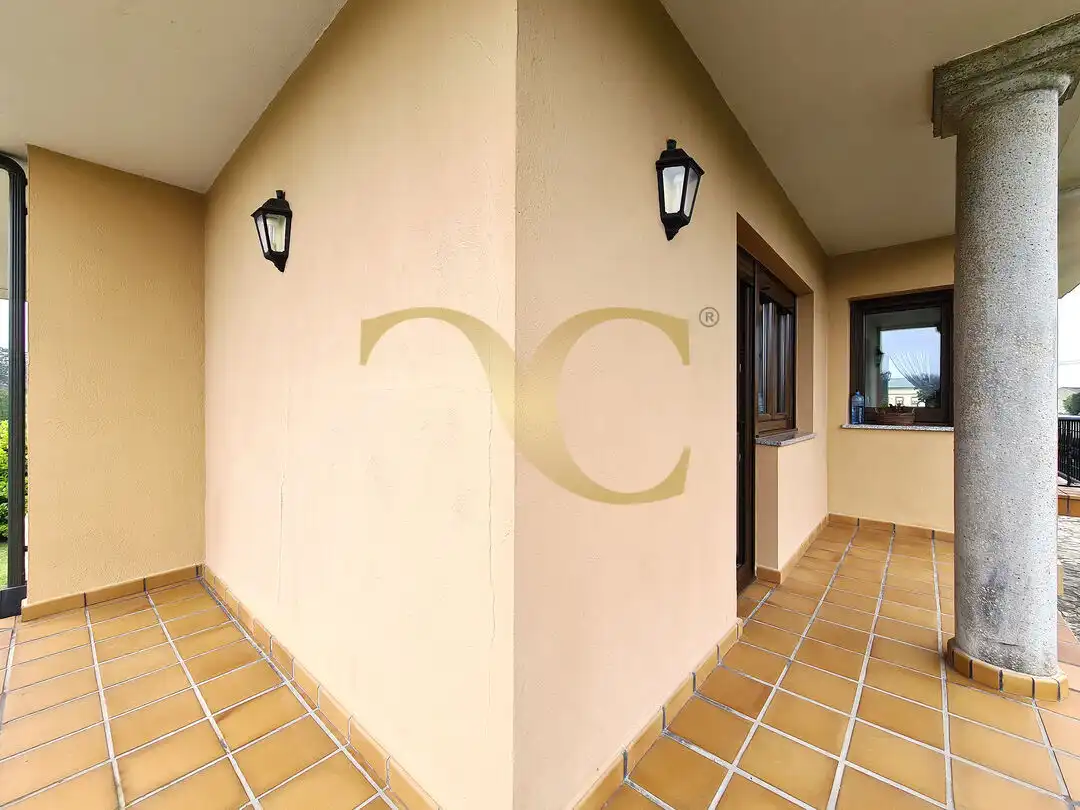 Terrassa de Casa o xalet en venda en Tapia de Casariego amb Calefacció, Jardí privat i Terrassa