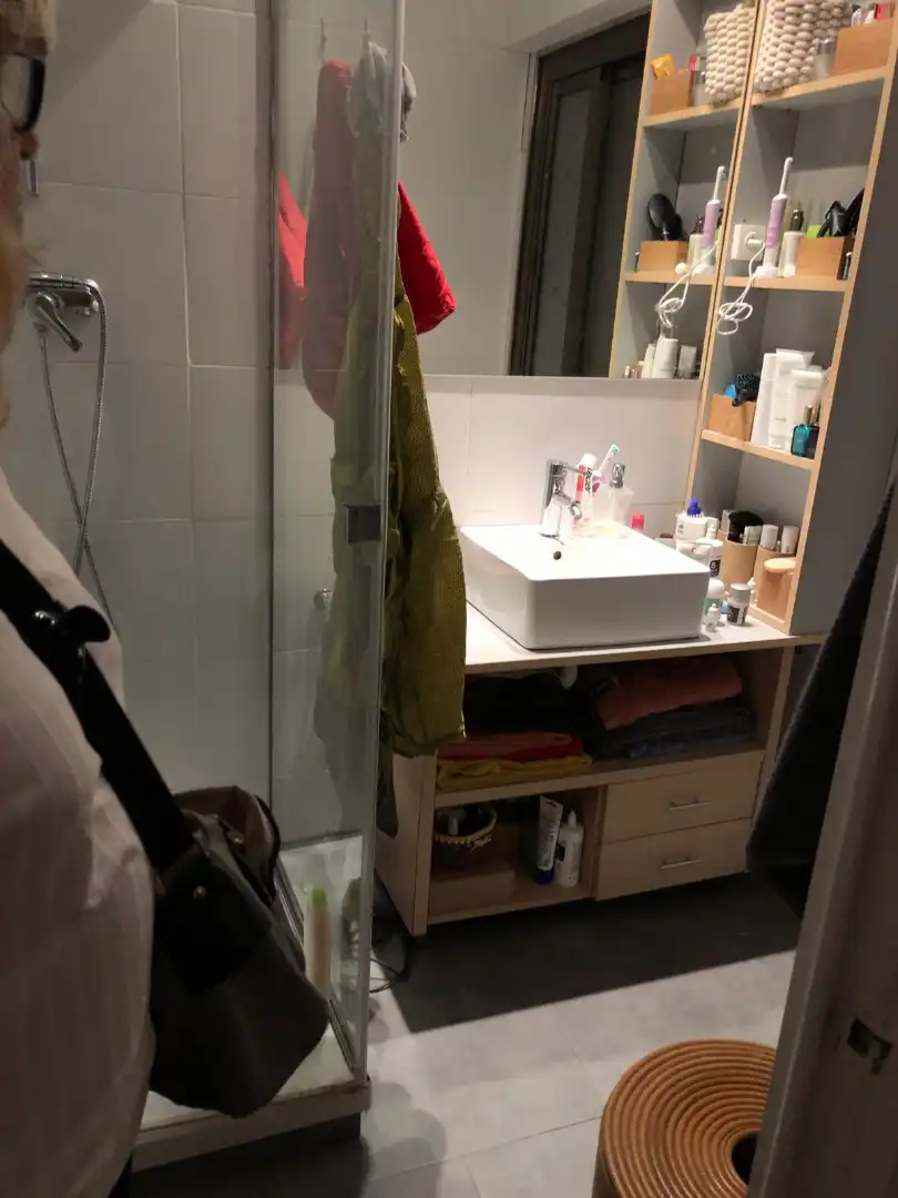 Baño de Piso de alquiler en Barcelona con Trastero y Se aceptan mascotas