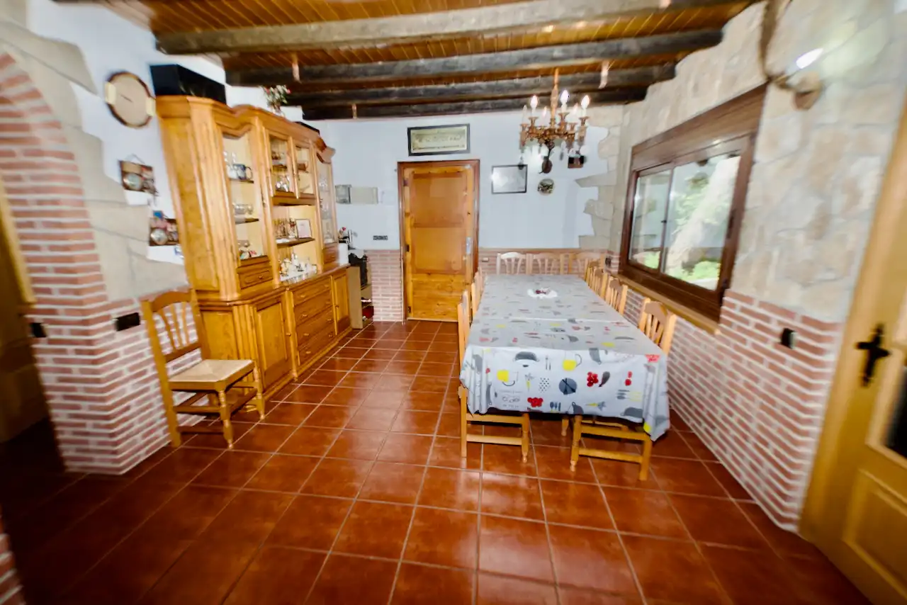 Menjador de Casa o xalet en venda en Vacarisses amb Jardí privat, Traster i Piscina