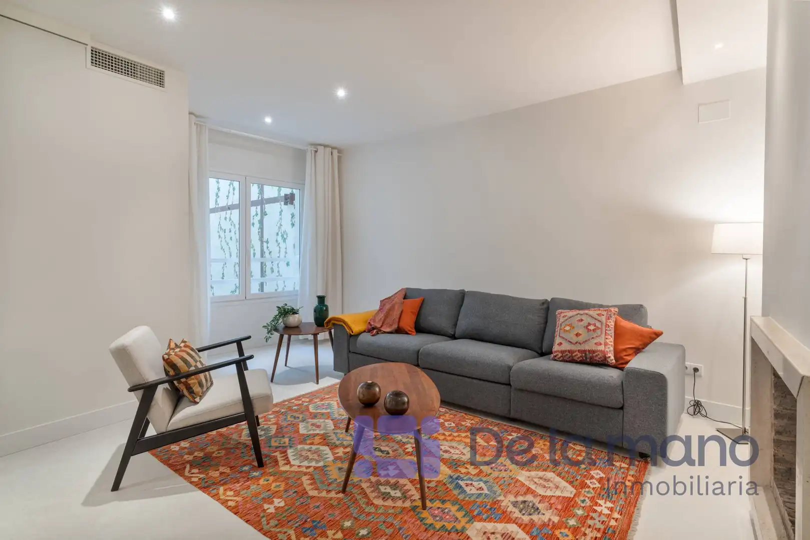 Living room of Apartments for rent in Madrid  with Air Conditioner, Heating and Furnished