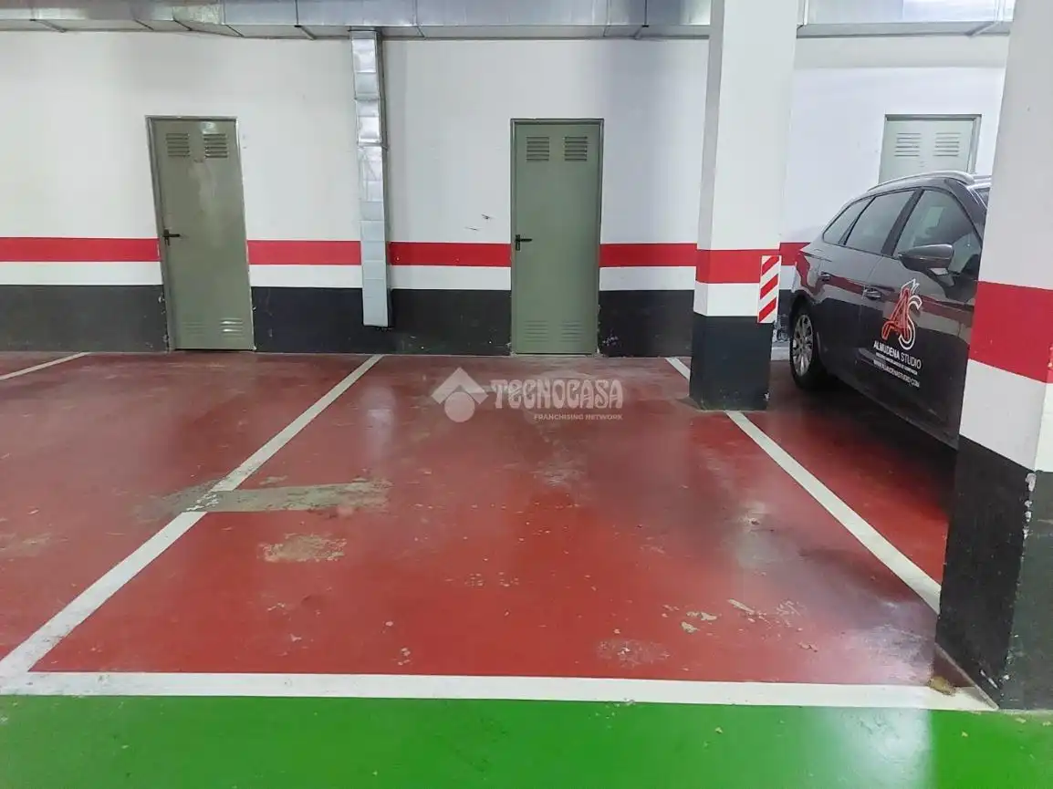 Aparcament de Pis en venda en Zaragoza amb Aire condicionat, Calefacció i Terrassa