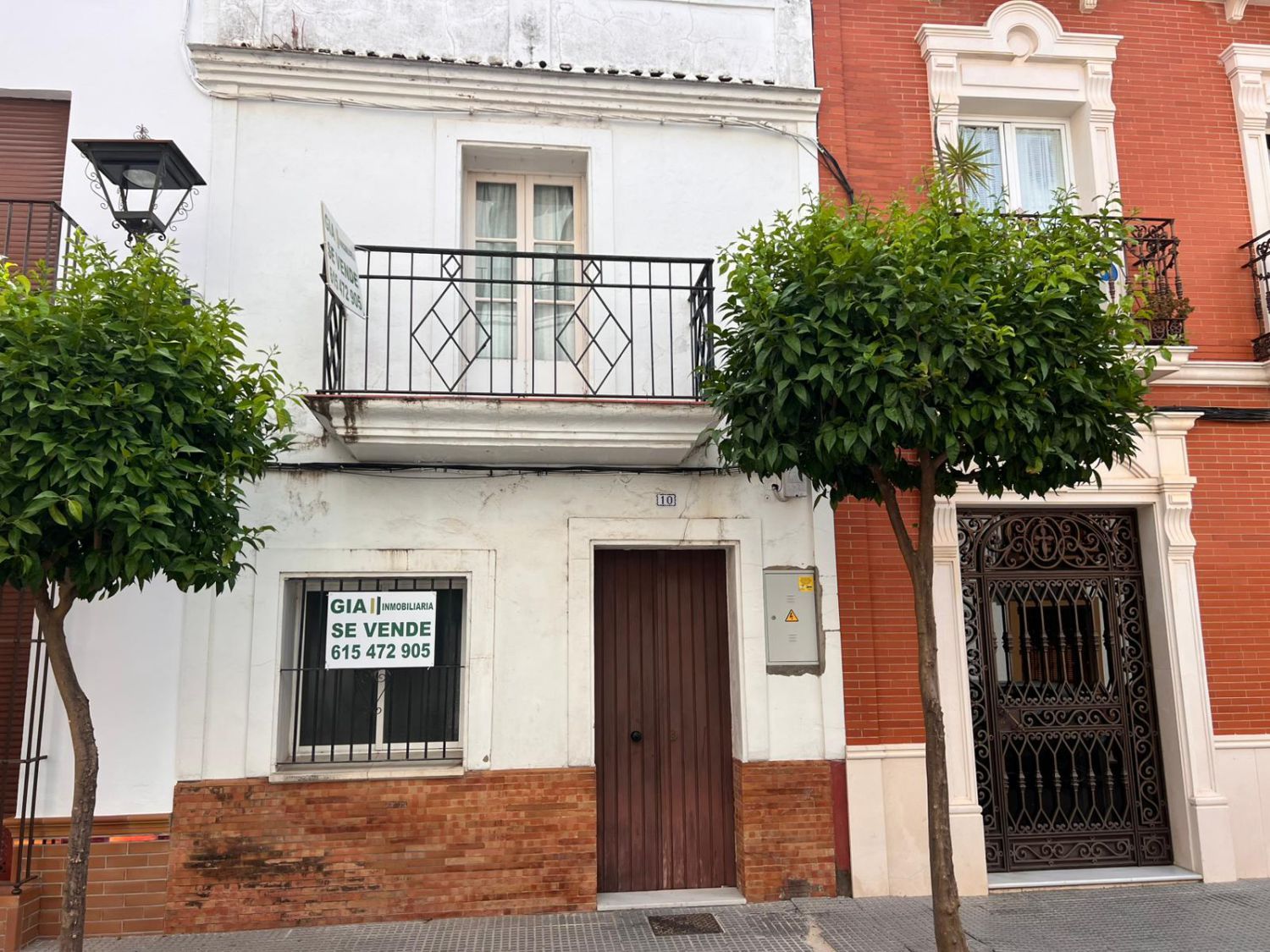 Exterior view of House or chalet for sale in Los Palacios y Villafranca