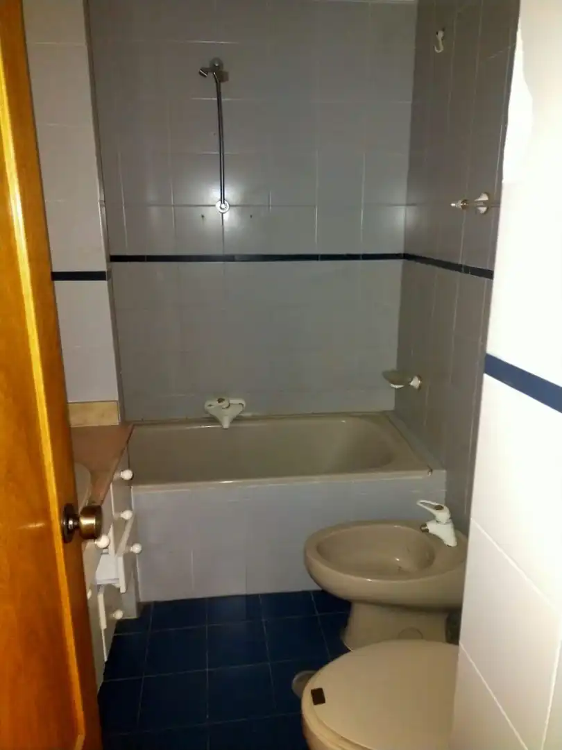 Baño de Piso en venta en Bembibre con Calefacción y Terraza