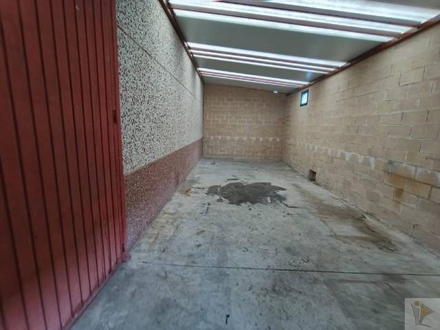 Nave industrial en Venta en CL MORERAS (DE LAS)  en Zona Industrial Borreguno - Camporrosso