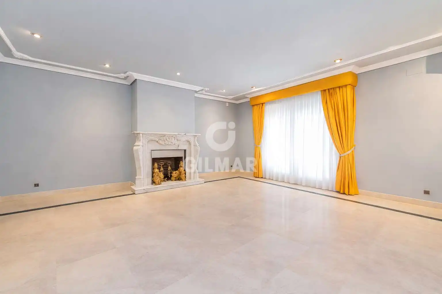 Living room of Houses for sale in Pozuelo de Alarcón  with Heating, Private garden and Swimming Pool