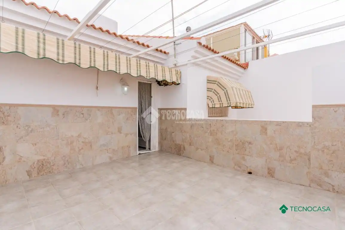 Terraza de Piso en venta en Roquetas de Mar con Aire acondicionado, Terraza y Balcón