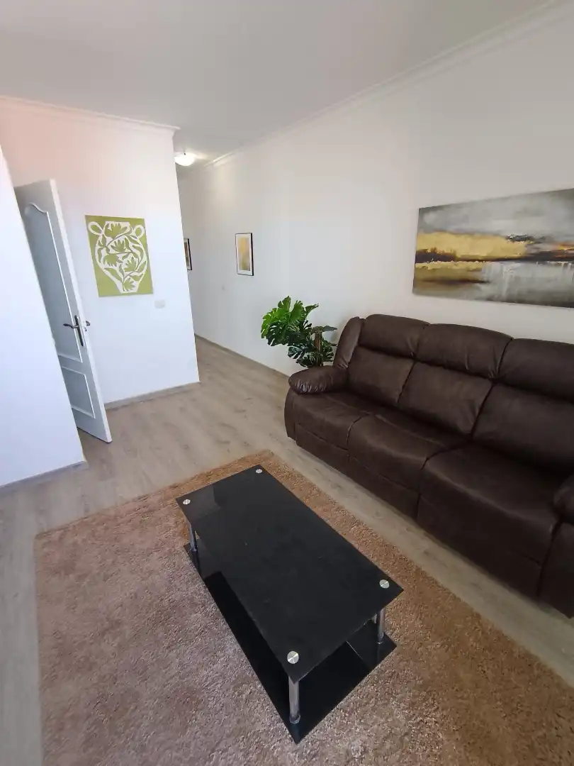 Sala d'estar de Dúplex de lloguer en Adeje amb Moblat, Forn i Rentadora