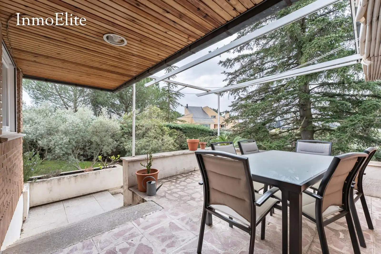 Terrassa de Casa o xalet en venda en Las Rozas de Madrid amb Aire condicionat, Calefacció i Jardí privat