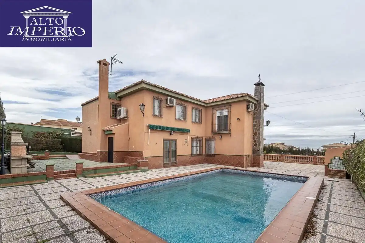 Casa con piscina in vendita a Avenida MOLINO ALTO, imagen 2