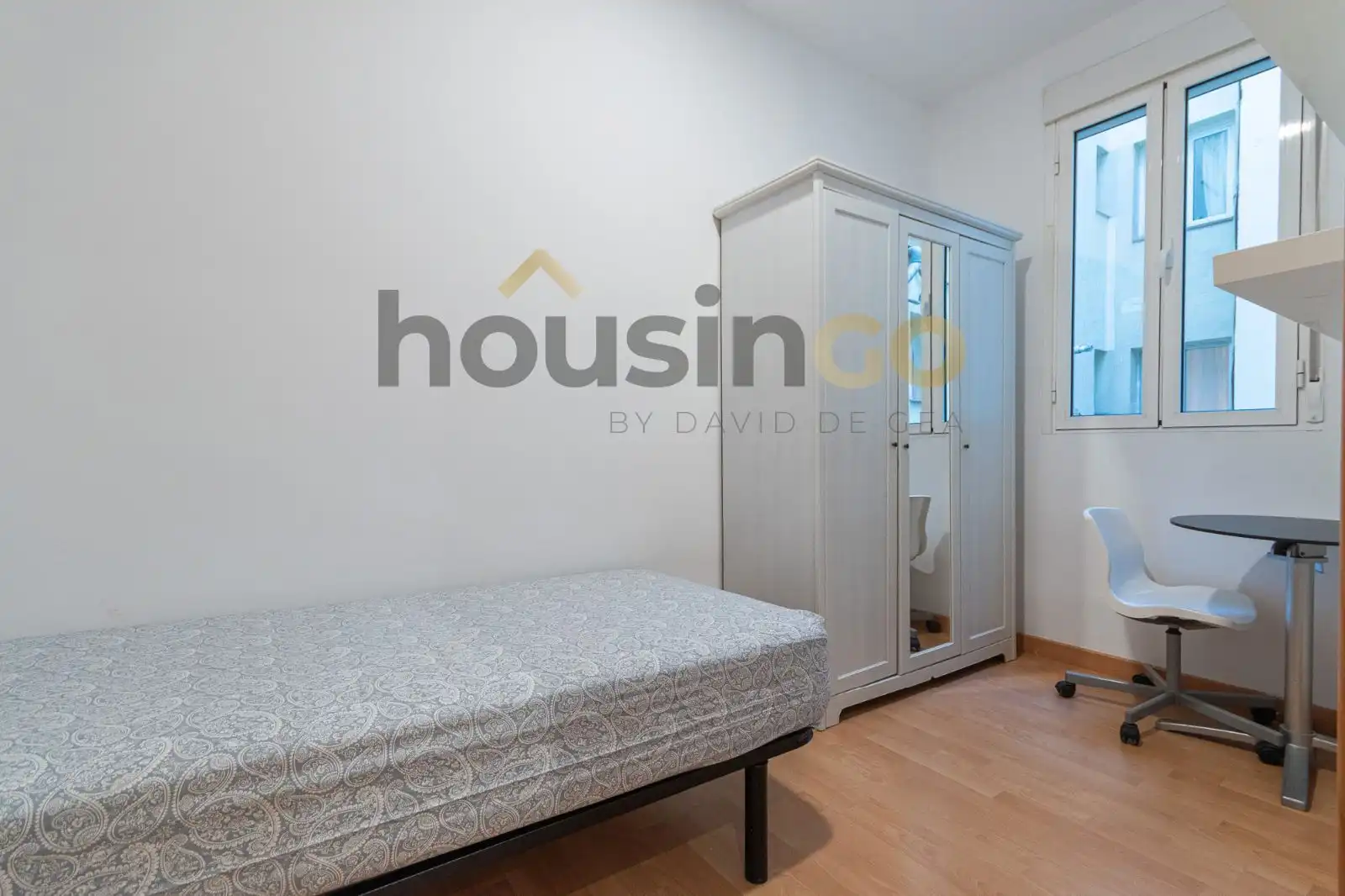Habitación de Piso de alquiler en Madrid con Aire acondicionado, Calefacción y Amueblado