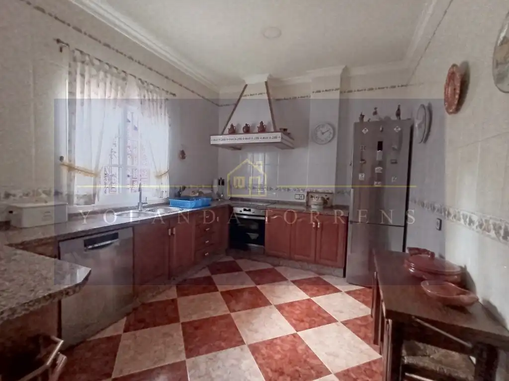 Cuina de Casa o xalet en venda en Alcalá de Guadaira