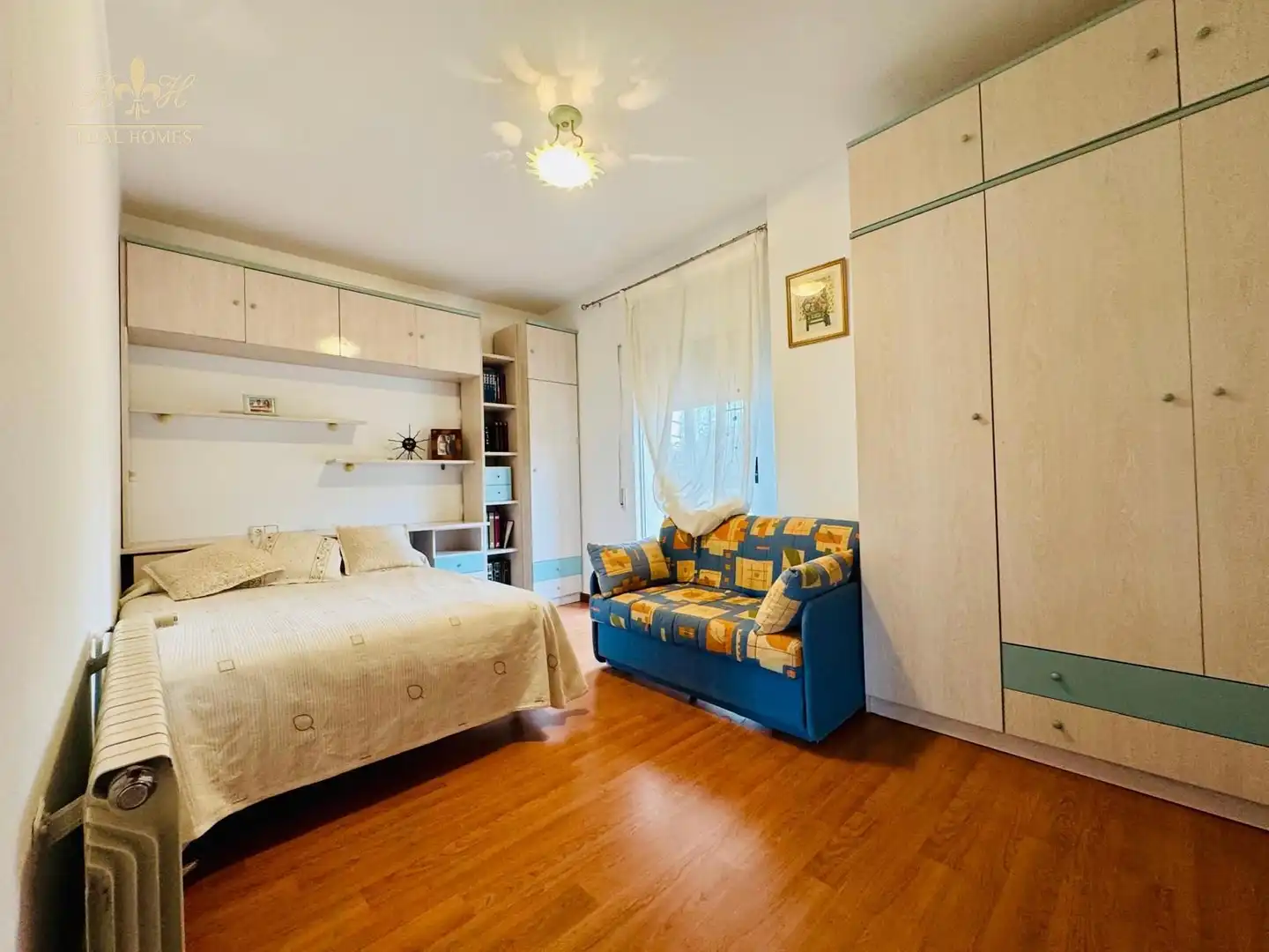 Schlafzimmer von Einfamilien-Reihenhaus zum Verkauf in L'Alfàs del Pi mit Klimaanlage, Terrasse und Schwimmbad