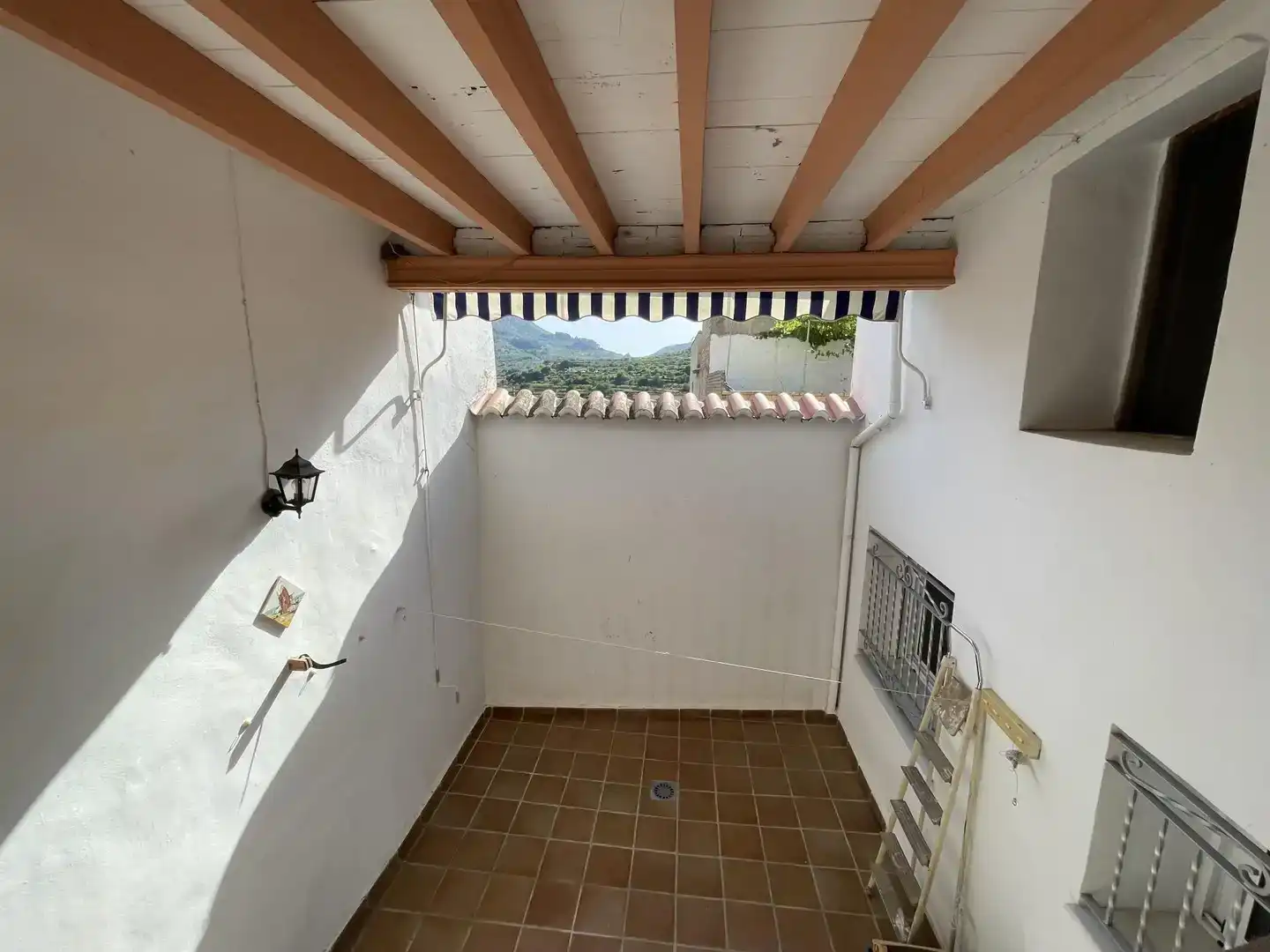 Terrassa de Casa adosada en venda en La Vall de Gallinera amb Balcó