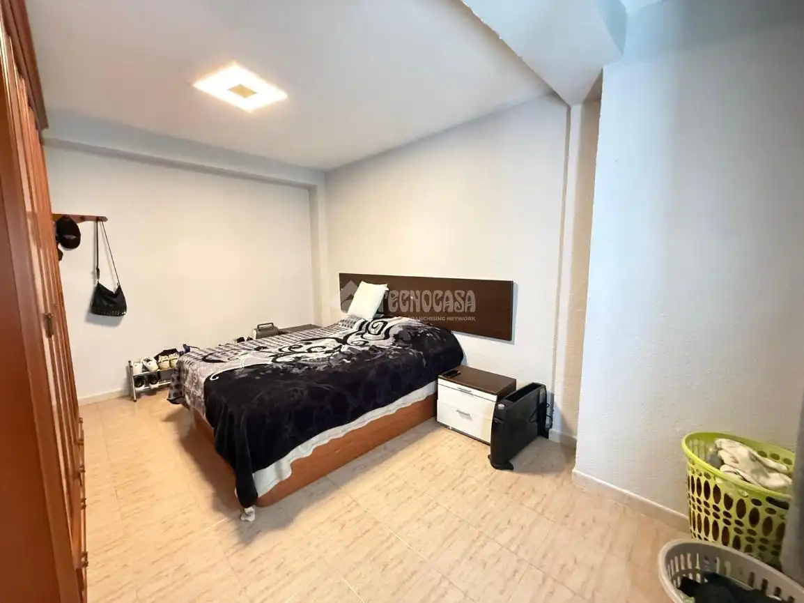 Schlafzimmer von Wohnung zum Verkauf in Huelva mit Heizung