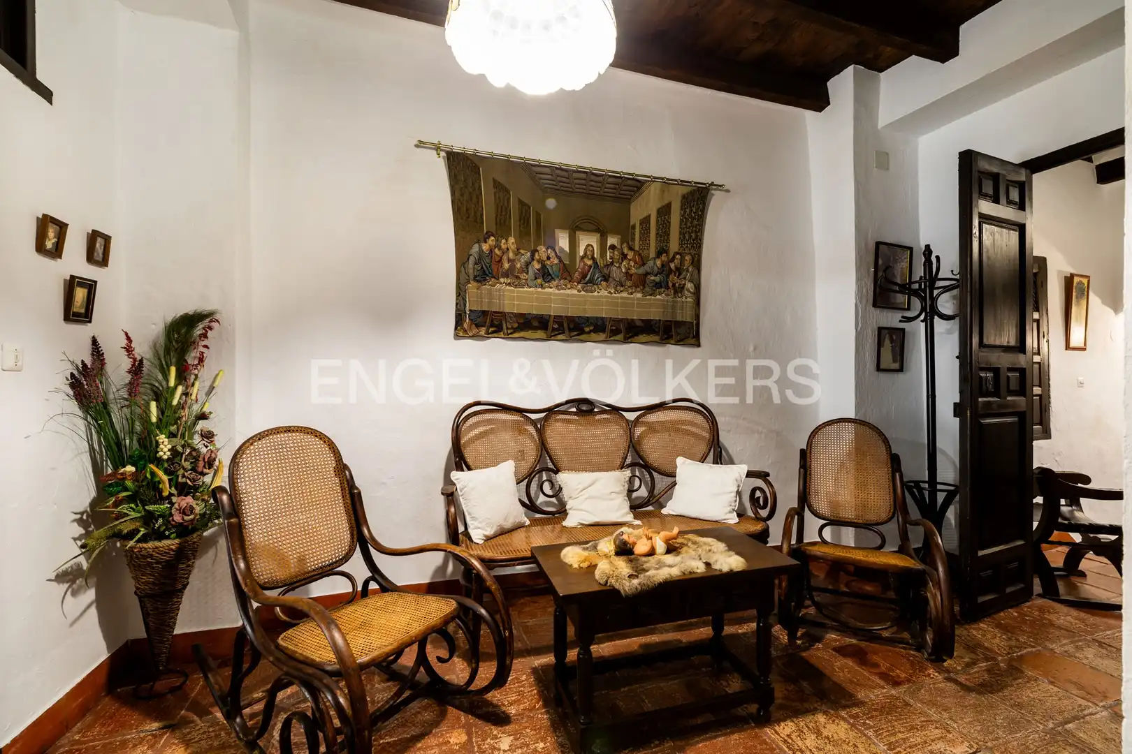 Living room of Houses for sale in Grazalema  with Air Conditioner, Heating and Storage room