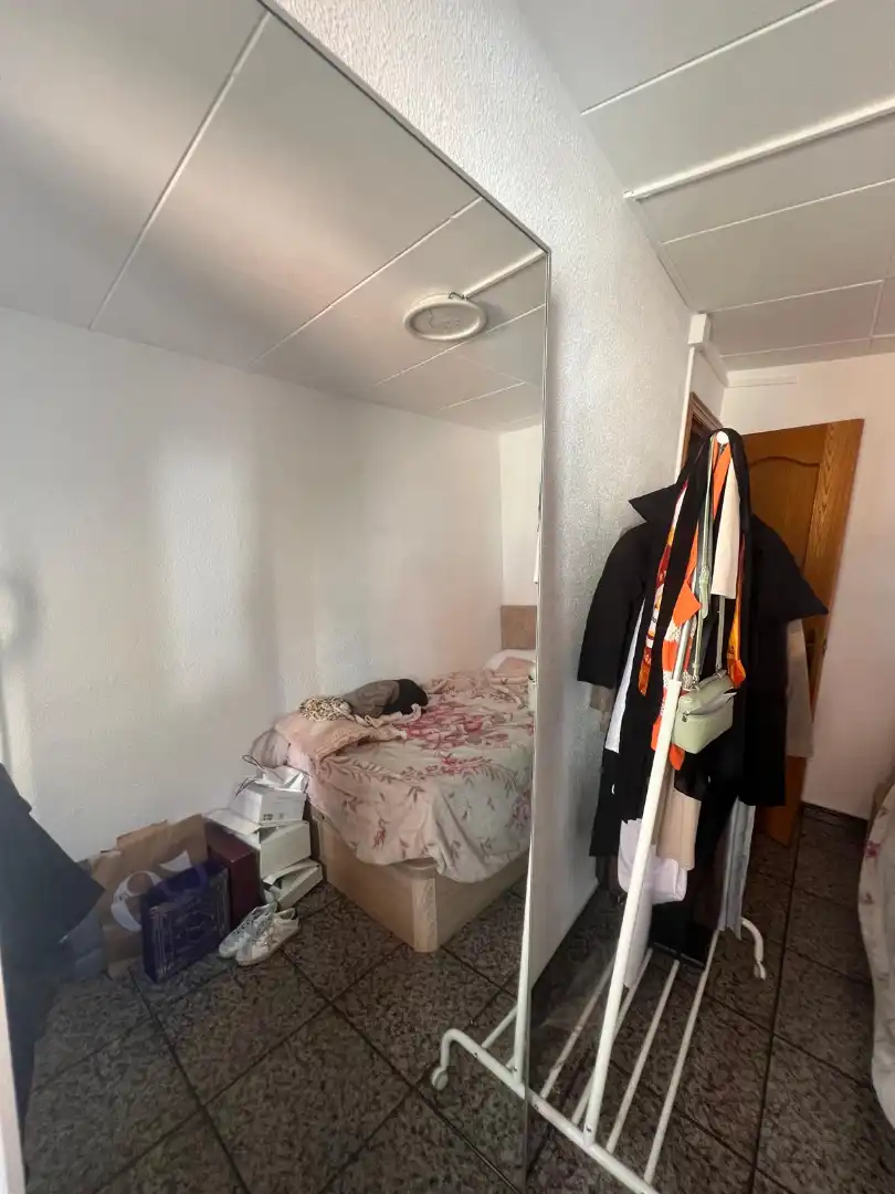 Habitación de Piso en venta en Mataró con Amueblado, Horno y Balcón