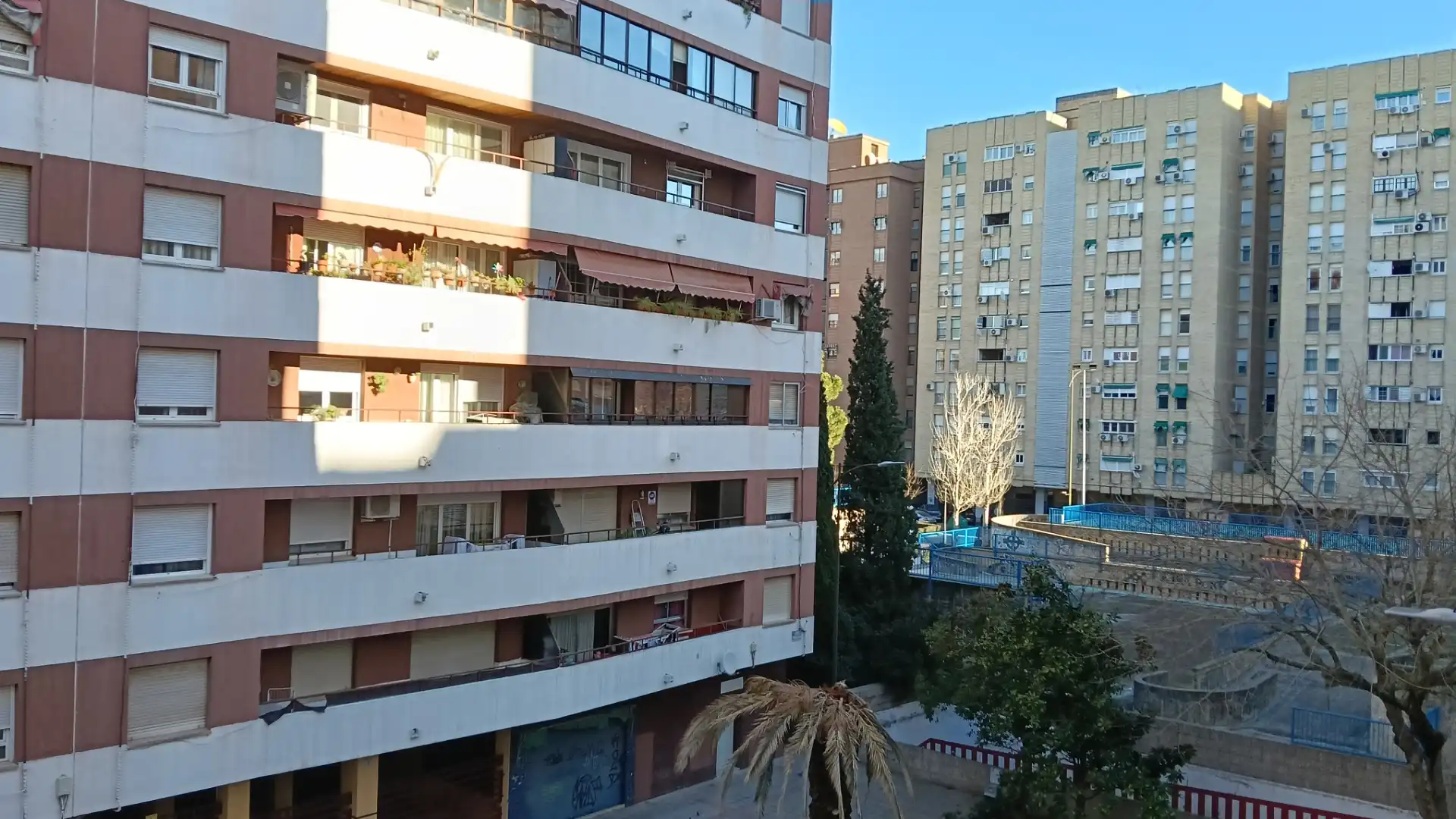 Vista exterior de Piso en venta en Talavera de la Reina con Calefacción, Parquet y Terraza