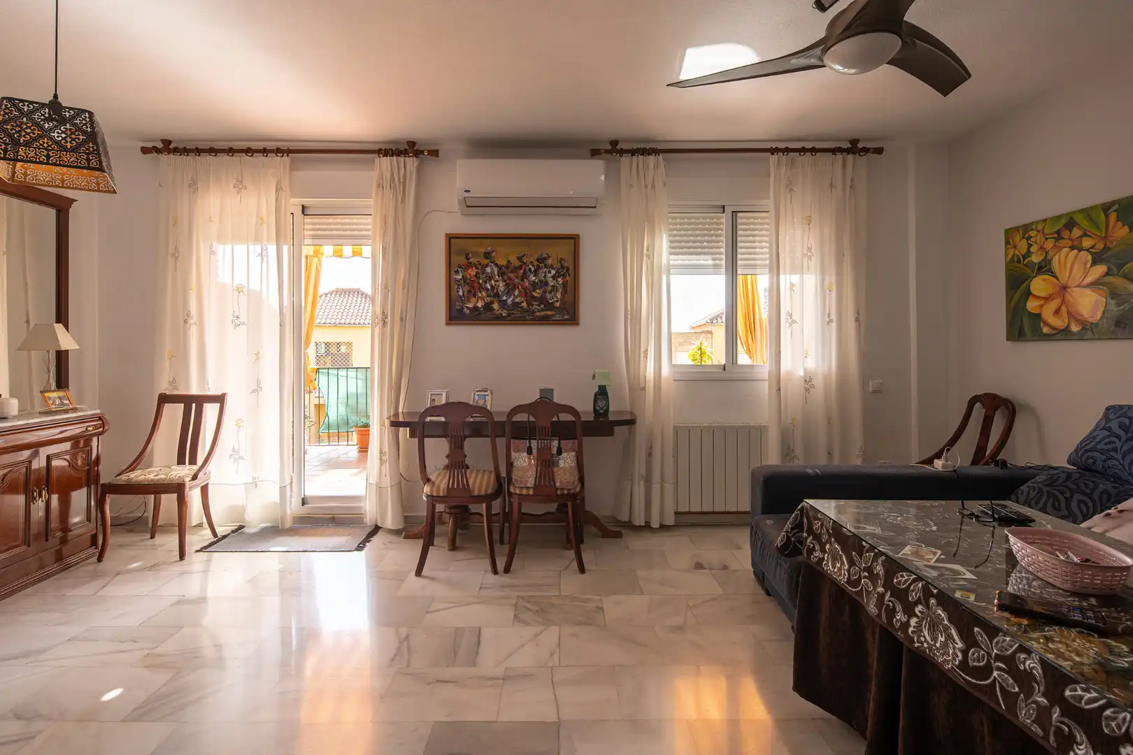 Sala de estar de Casa adosada en venta en Cenes de la Vega con Aire acondicionado, Calefacción y Terraza
