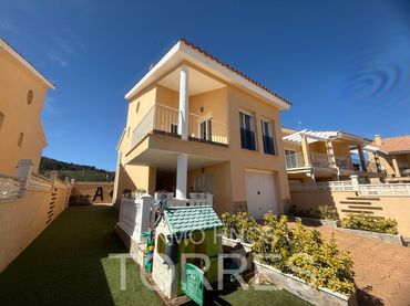 Detached house with balcony for sale in Cami de Santa Magdalena