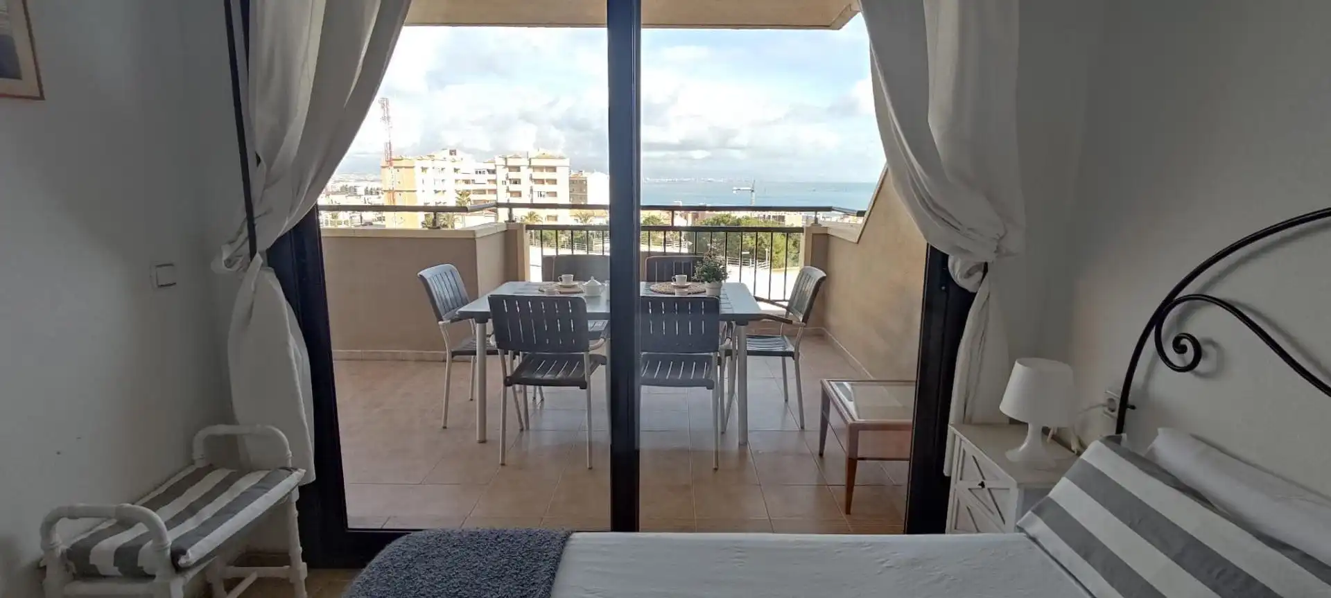 Apartment with terrace to rent in Los Arenales del Sol, imagen 10