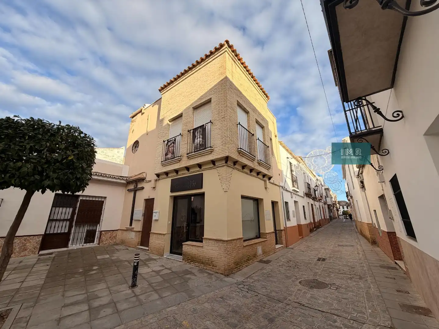 Vista exterior de Dúplex en venda en Sanlúcar la Mayor