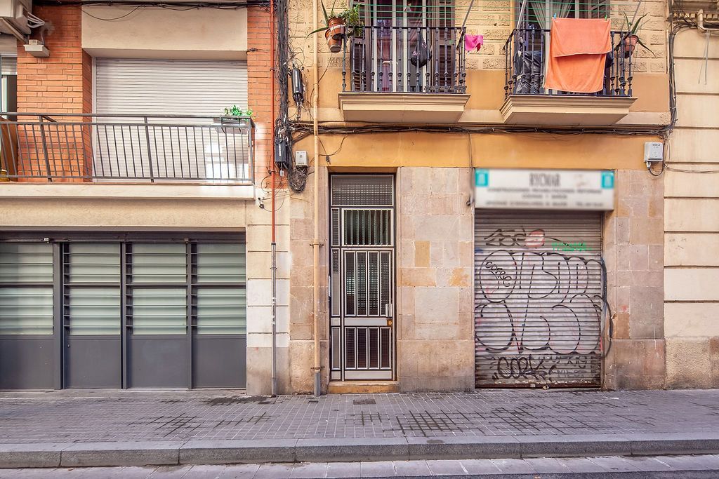 Local en venda a Carrer de Magalhães, 15, El Poble Sec - Parc de Montjuïc