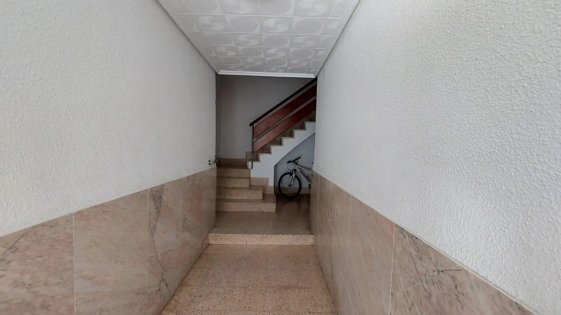 Piso con terraza en venta en Calle Calle Villarroya, imagen 17