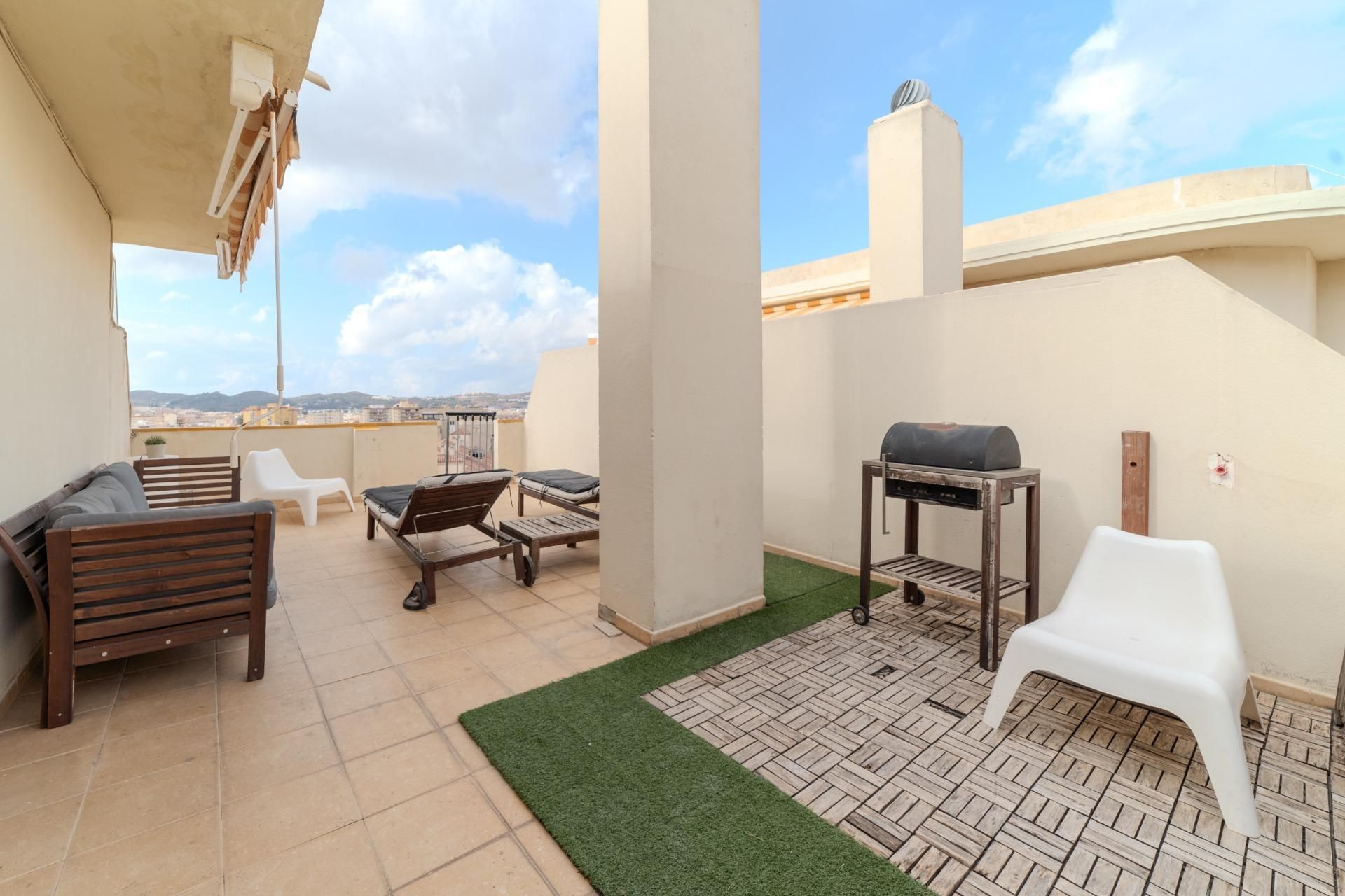 Terrassa de Àtic en venda en Fuengirola amb Aire condicionat, Jardí privat i Terrassa