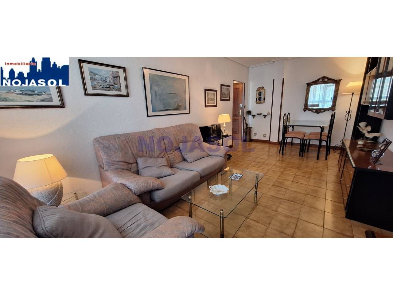 Sala de estar de Apartamento en venta en Noja con Terraza, Amueblado y Balcón