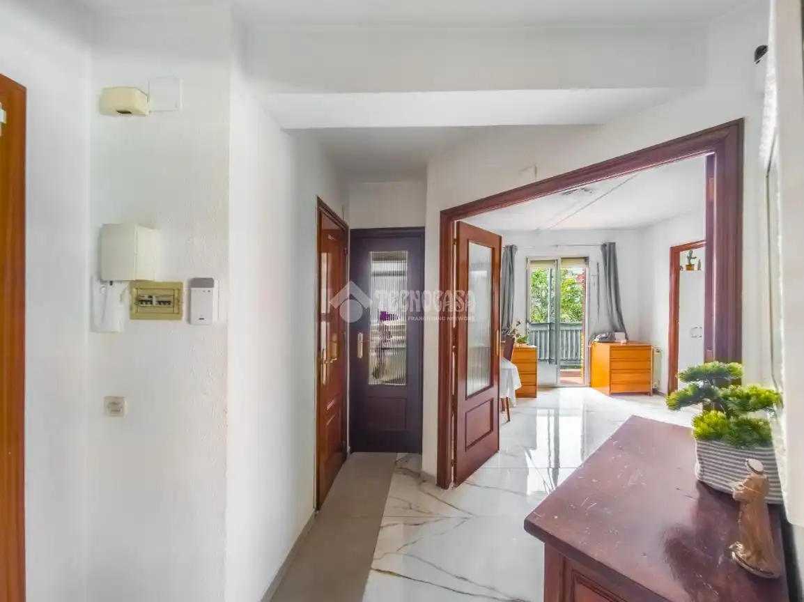Piso en venta en Madrid con Calefacción y Terraza